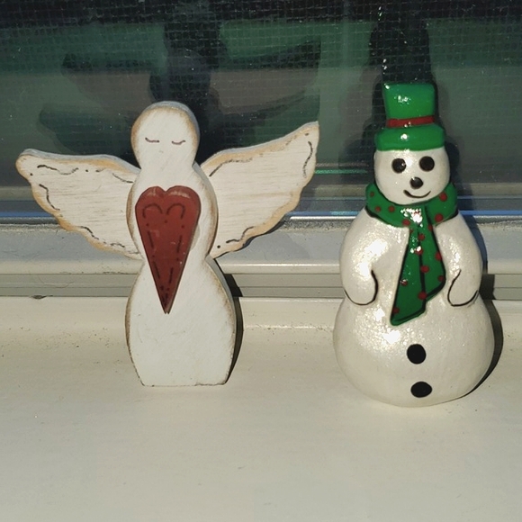 Vintage Angel and Snowman Brooches - Picture 10 of 10